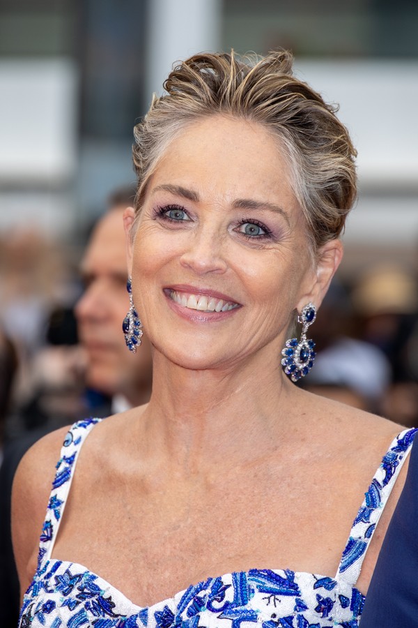 CANNES, FRANCE - MAY 22: Actress Sharon Stone attends the screening of "Forever Young (Les Amandiers)" during the 75th annual Cannes film festival at Palais des Festivals on May 22, 2022 in Cannes, France. (Photo by Marc Piasecki/FilmMagic) (Foto: FilmMagic)