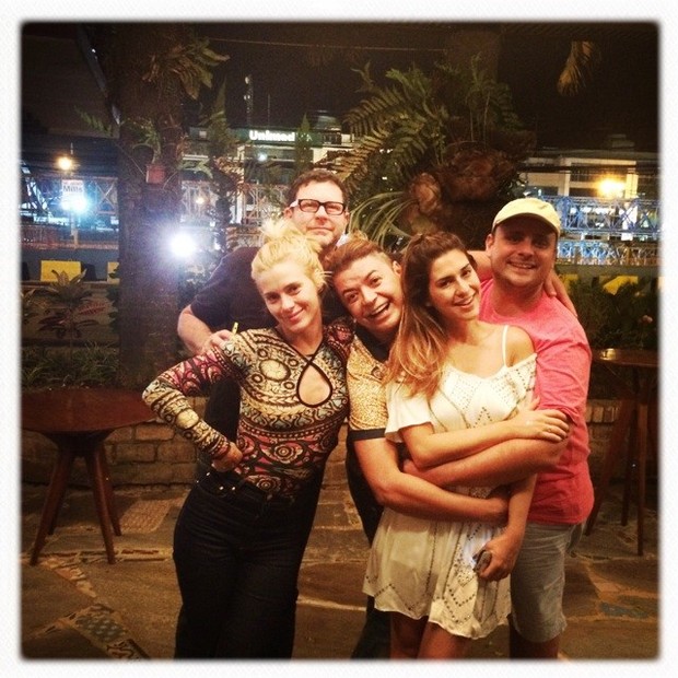 Carolina Dieckmann, Dito, David Brazil, Fernanda Paes Leme e Leo Fuchs no Rio (Foto: Instagram/ Reprodução)