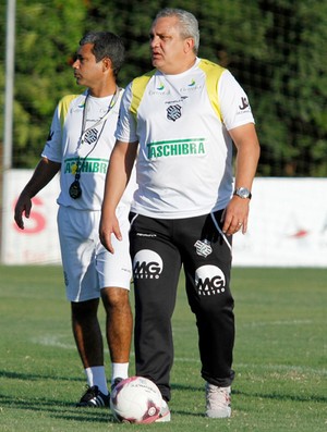 branco figueirense treino (Foto: Carlos Amorim / Site Oficial do Figueirense)