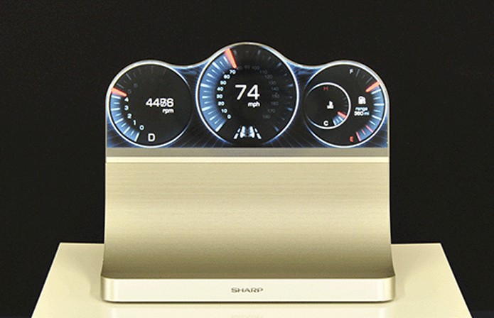 Tela de LCD pode ser produzida com o formato necessário para sua utilização (foto: Reprodução/Sharp)