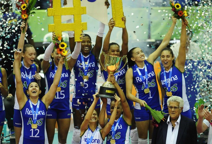Rio de Janeiro campeão da Superliga 2014/2015 (Foto: Dhavid Normando / Futura Press)