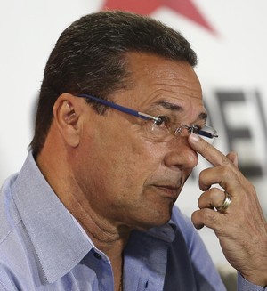 Vanderlei Luxemburgo comandou o Cruzeiro na derrota para o Joinville (Foto: Geraldo Bubniak/Light Press/Cruzeiro)