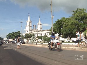 Moradores reclamam de abandono em Santa Inês (MA) após prisão do prefeito (Foto: Reprodução / TV Mirante) Moradores reclamam de abandono em Santa Inês (MA) após prisão do prefeito (Foto: Reprodução / TV Mirante)