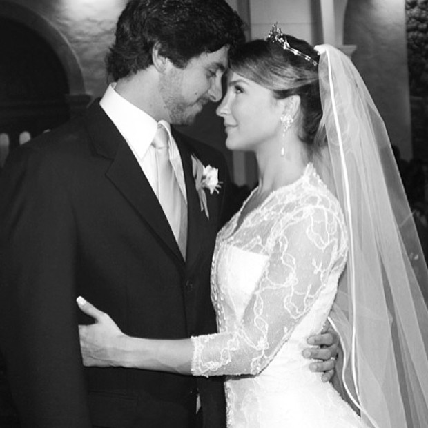 Claudia Leitte posta foto do dia de seu casamento (Foto: Instagram / Reprodução)