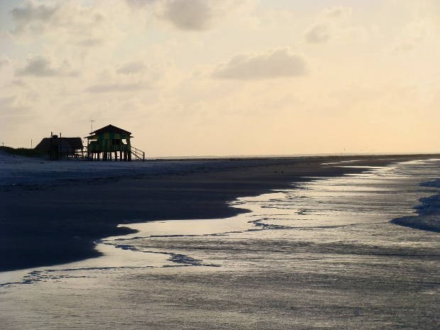 As praias de Algodoal oferecem um ambiente tranquilo para os visitantes. Na foto, a praia da Princesa (Foto: Frederico Lobo/Arquivo Pessoal)
