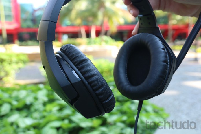 Headset HyperX Cloud Stinger (Foto: Ana Marques/TechTudo) Headset HyperX Cloud Stinger (Foto: Ana Marques/TechTudo)