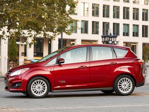 C-Max Energi também é uma das apostas da Ford na Europa (Foto: Divulgação)