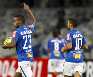 Élber; Cruzeiro (Foto: Washington Alves/Light Press) Élber; Cruzeiro (Foto: Washington Alves/Light Press)