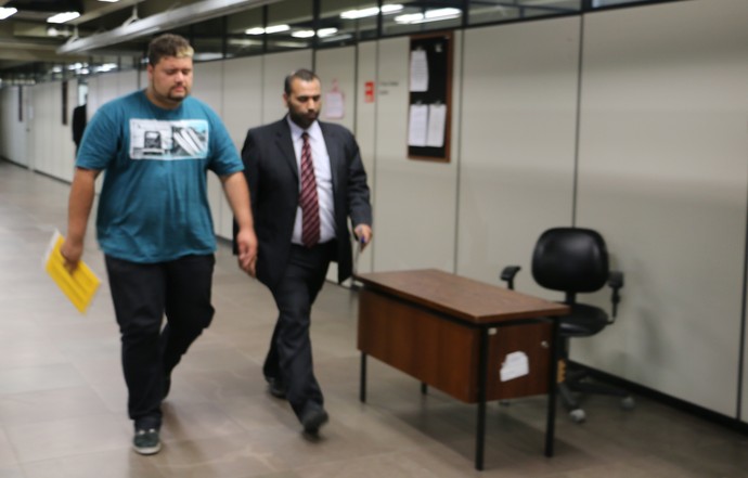 Caso aranha racismo audiência MP torcedor gremio (Foto: Lucas Rizzatti/GloboEsporte.com) Caso aranha racismo audiência MP torcedor gremio (Foto: Lucas Rizzatti/GloboEsporte.com)