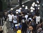 Torcedores corintianos entram em confronto com a PM no Pacaembu