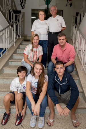 Família de Alexandre Milat, de 75 anos, mantém os costumes croatas até hoje (Foto: Flavio Moraes/G1)