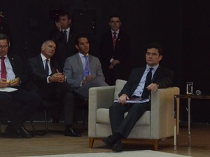 Moro abordou a relação dos tratados internacionais no combate à corrupção  (Foto: André Resende/G1)