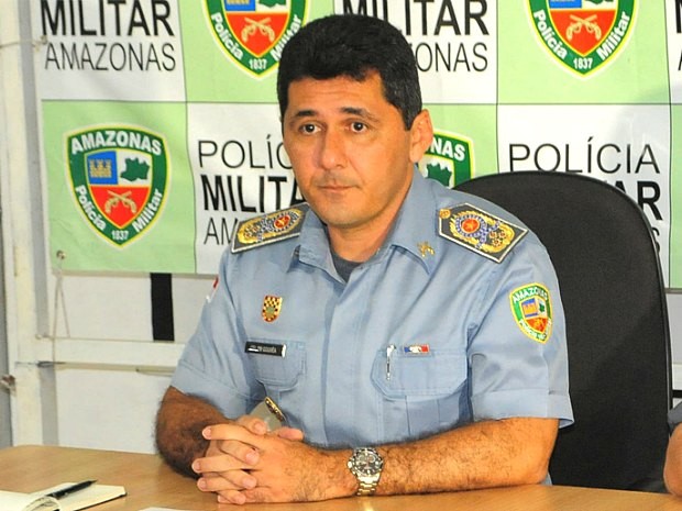 Comandante-geral da PM, coronel Gilberto Gouvêa, durante coletiva à imprensa (Foto: Divulgação/Secom)