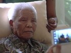 Nelson Mandela está respirando sozinho, diz governo sul-africano