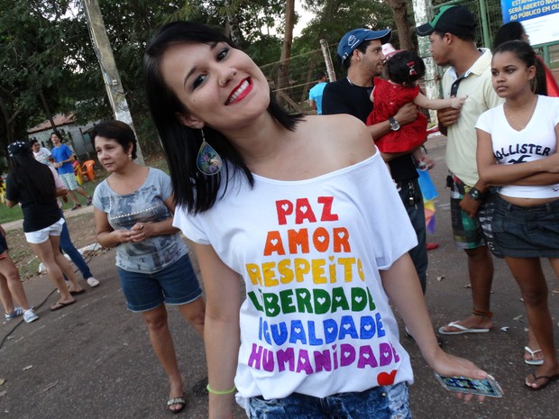 Público cresceu muito em relação a primeira parada, que foi realizada em 2003 e reuniu apenas 100 pessoas (Foto: João Guilherme Lobasz/G1) Público cresceu muito em relação a primeira parada, que foi realizada em 2003 e reuniu apenas 100 pessoas (Foto: João Guilherme Lobasz/G1)
