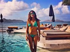 Ildi Silva posta foto de biquíni durante férias no Caribe