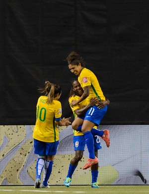 Formiga, Marta, Cristiane Brasil x Coreia do Sul Mundial Feminino (Foto: AFP) Formiga, Marta, Cristiane Brasil x Coreia do Sul Mundial Feminino (Foto: AFP)