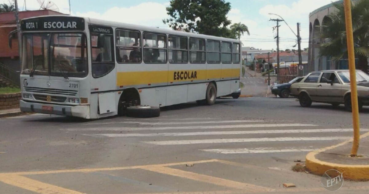 Ônibus escolares rodam em situação precária em Rio das Pedras, SP - Globo.com