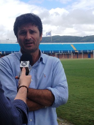 Chico Lins coordenador de futebol Avaí (Foto: Marcelo Silva)
