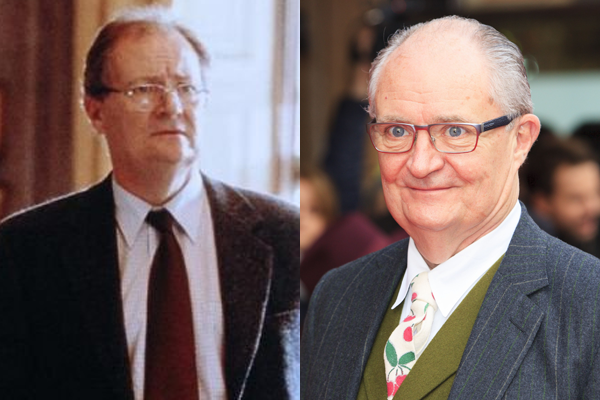 Jim Broadbent em 2001 e atulmente (Foto: Divulgação)