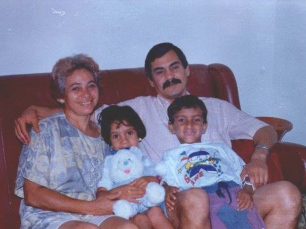 Wanda, César, Flávia e o irmão, Jorge (Foto: Wanda Suano de Carvalho/arquivo pessoal)