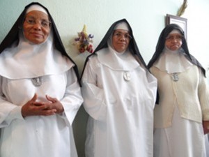 Irmãs concepcionistas que mudaram de São del Rei para Araguari (Foto: Diocese de São João del Rei/Divulgação)