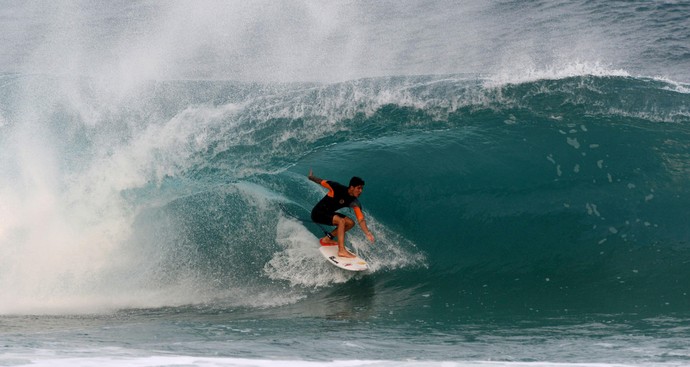 treino surfe Gabriel Medina off the wall (Foto: Pedro Gomes Photography)