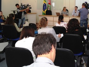 Coordenadora de Doenças Transmissíveis do Ministério da Saúde esteve em SC  (Foto: Edivaldo Dondossola/RBS TV)