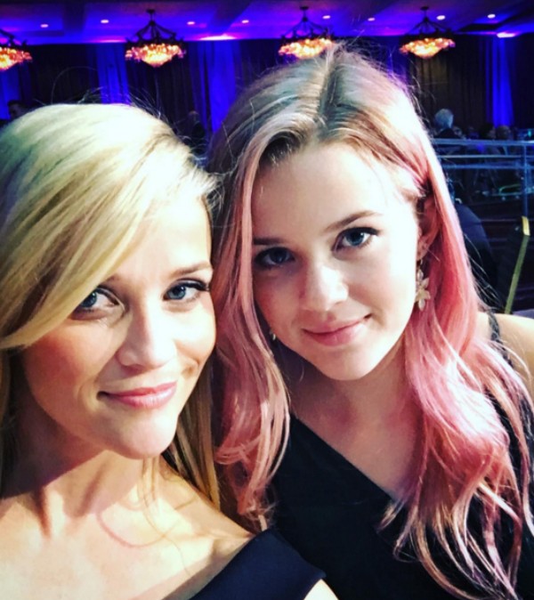 Reese Whiterspoon ao lado de sua filha, Ava Phillippe, de 16 anos (Foto: Instagram)