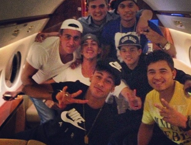 Neymar embarque barcelona (Foto: Reprodução / Instagram)