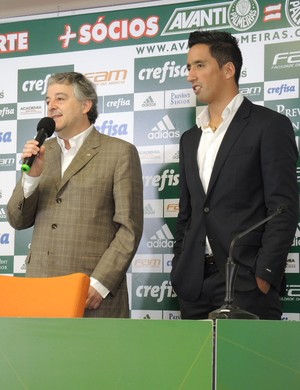 Paulo Nobre e Lucas Barrios - Palmeiras (Foto: Felipe Zito)