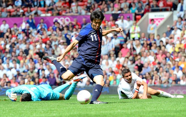 Kensuke Nagai japão Egito futebol londres 2012 (Foto: Agência Reuters)