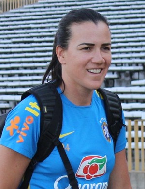 Andreia, goleira Tiradentes-PI (Foto: Emanuele Madeira/GloboEsporte.com)
