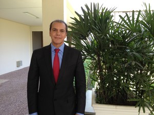 Ataídes Oliveira é candidato ao governo do Tocantins pelo PROS (Foto: Monique Almeida/G1)