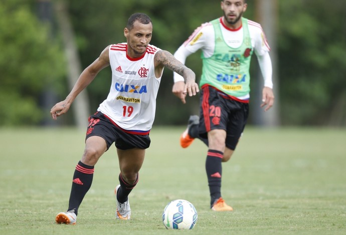 Alan Patrick será titular contra o Goiás (Foto: Gilvan de Souza / Flamengo)