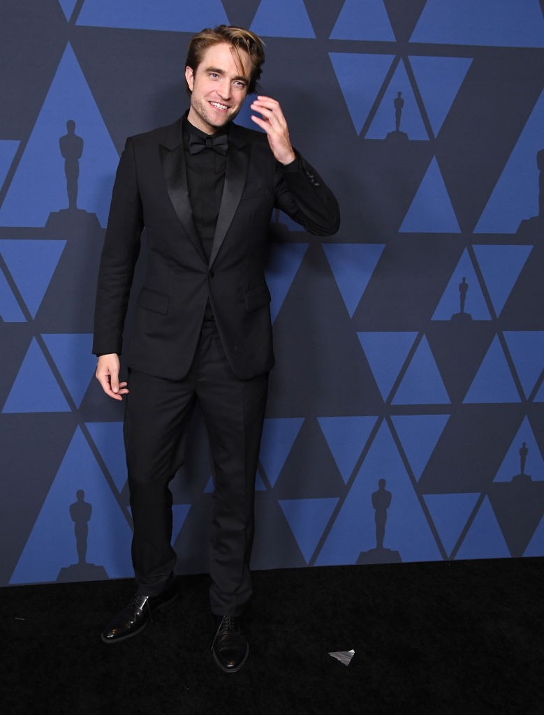 HOLLYWOOD, CALIFORNIA - OCTOBER 27:  Robert Pattinson arrives at the Academy Of Motion Picture Arts And Sciences' 11th Annual Governors Awards at The Ray Dolby Ballroom at Hollywood & Highland Center on October 27, 2019 in Hollywood, California. (Photo by (Foto: WireImage)