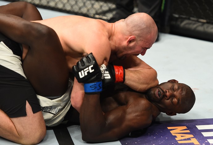 Glover Teixeira x Jared Cannonier UFC 208 (Foto: Getty Images)