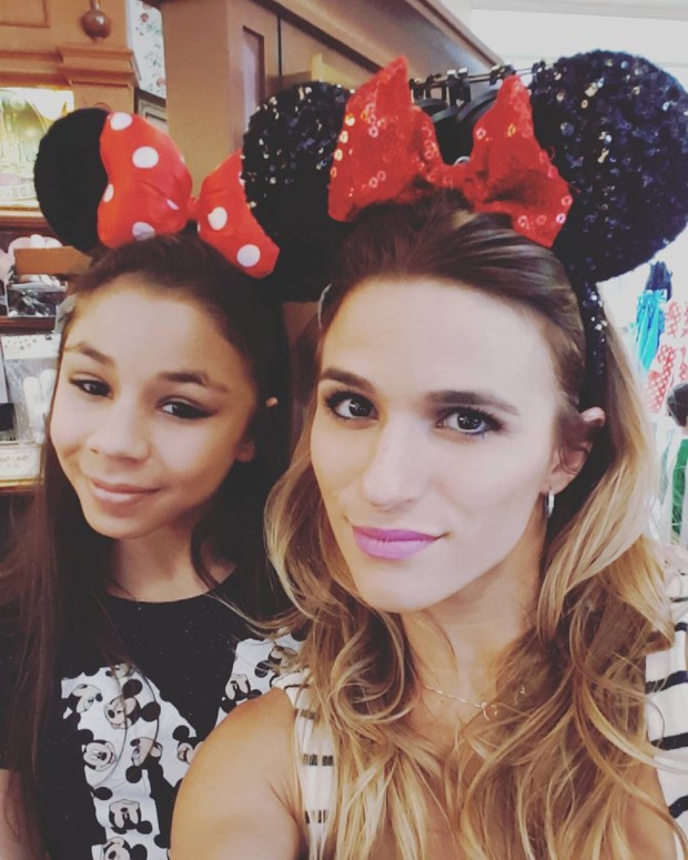 Jade Barbosa e Flávia (Foto: Reprodução/Instagram)