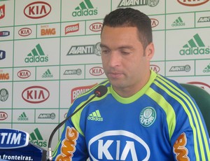 Daniel Carvalho concede entrevista no Palmeiras (Foto: Diego Ribeiro / Globoesporte.com)