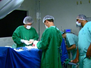 Cirurgia em São Carlos (Foto: Reprodução/EPTV)