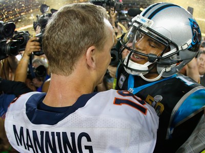 Peyton Manning e Cam Newton - Super Bowl 50 NFL - Broncos x Panthers (Foto: Getty Images)