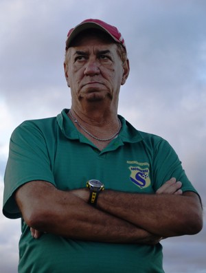 Luiz Pondé terá desfalques importantes para o próximo jogo (Foto: Felipe Martins/GLOBOESPORTE.COM/SE)