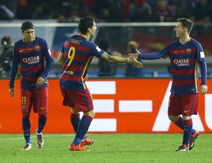 Neymar, Luis Suárez e Messi comemoram gol do Barcelona final do Mundial de Clubes