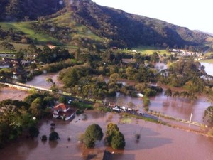 Bom Retiro foi uma das cidades mais atingidas pela chuva (Foto: Batalhão de Operações Aéreas/Divulgação)