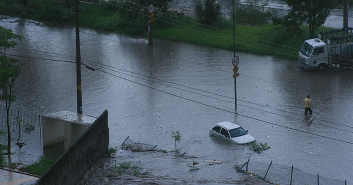 G1 Internautas registram transtornos causados pela chuva em São Paulo