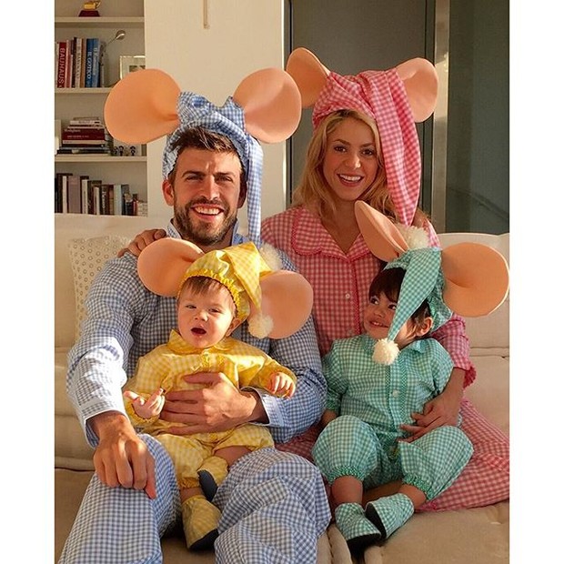 Shakira, Gerard Piqué e os filhos (Foto: Reprodução/Instagram)