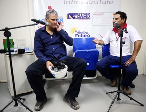 Tite entrevista Itaquera (Foto: Marcos Ribolli/GLOBOESPORTE.COM)