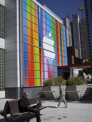 Fachada da Apple em São Francisco, na Califórnia (Foto: EFE)
