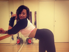 Demi Lovato posta foto empinando o bumbum e recebe elogios: 'Gostosa'