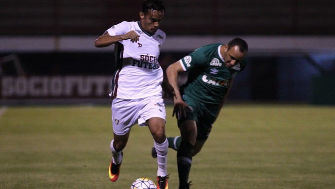 Scarpa - Fluminense x Chapecoense (Foto: NELSON PEREZ/FLUMINENSE F.C.)